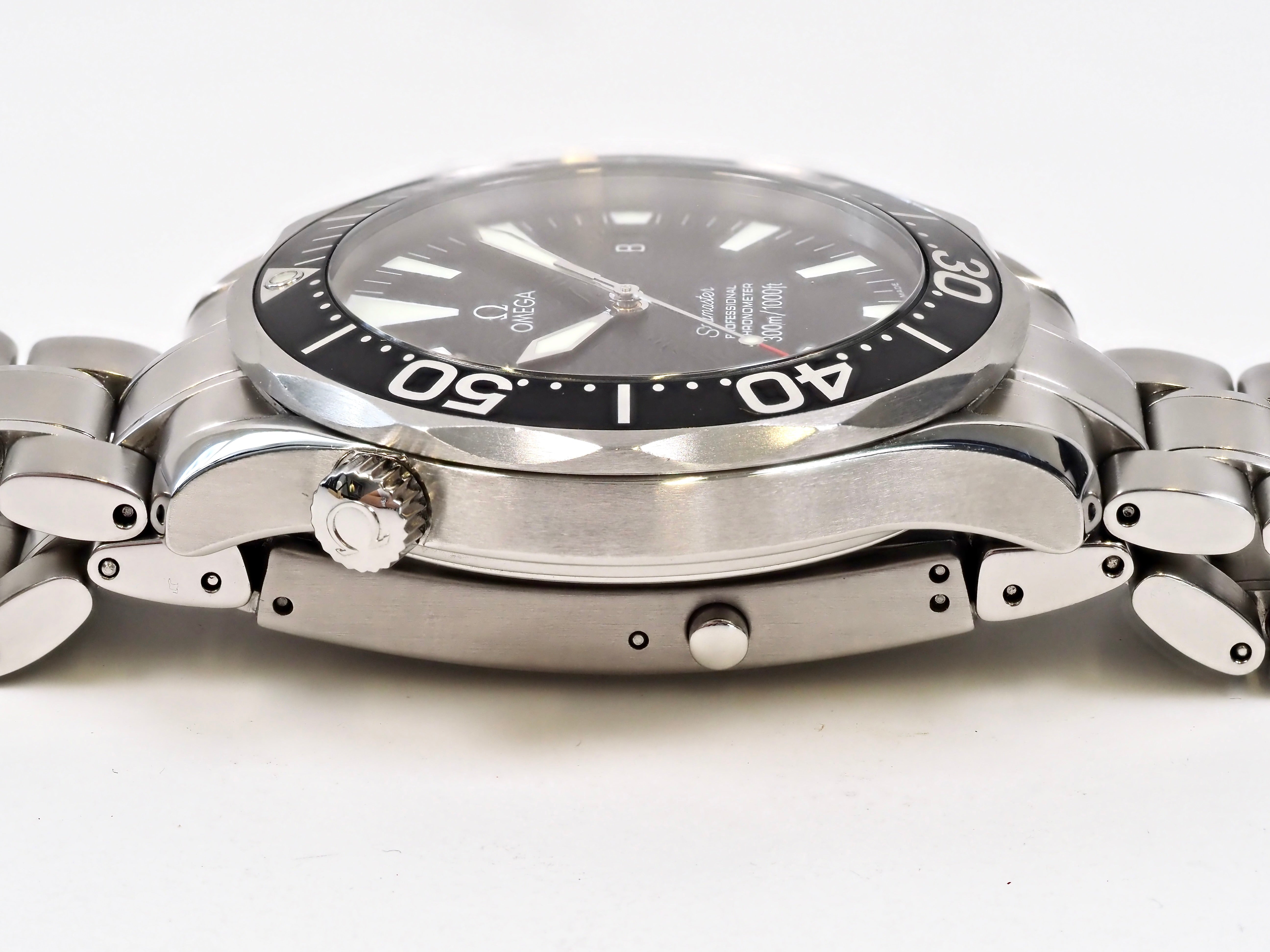 Omega Seamaster Professional 300m 2254.50 'Peter Blake'