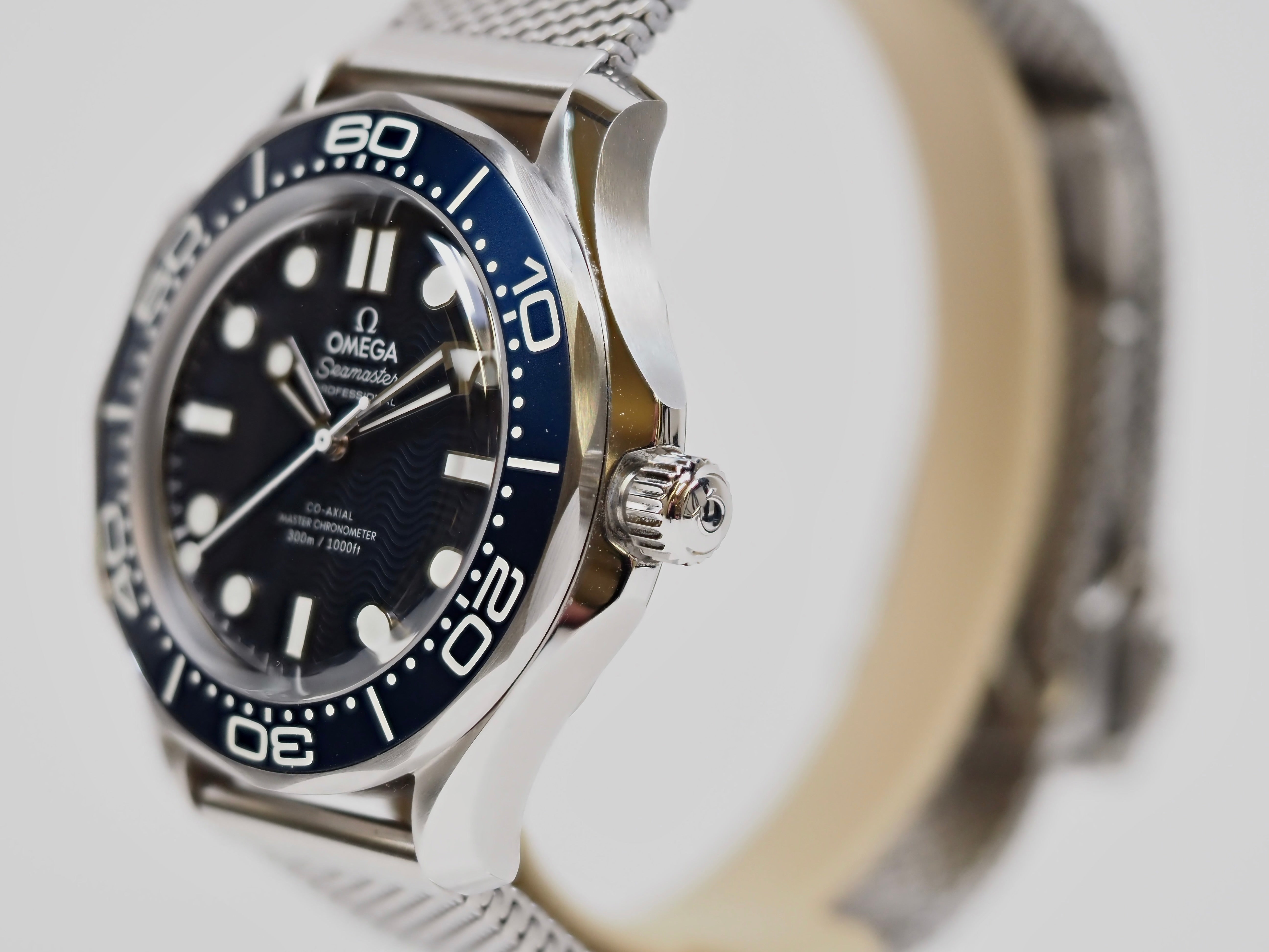 2023 Omega Seamaster Bond 007 60th Anniversary 210.30.42.20.03.002