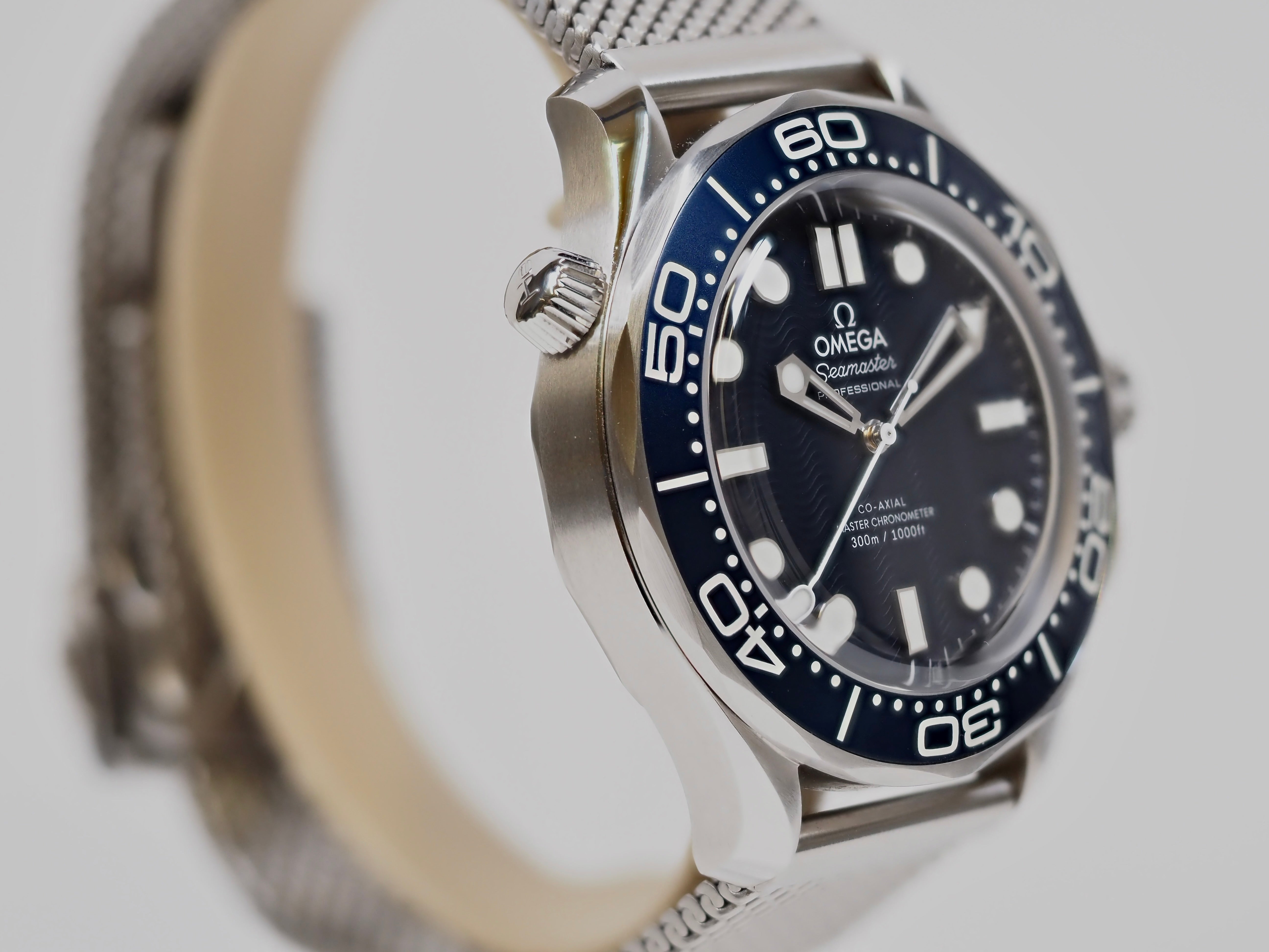 2023 Omega Seamaster Bond 007 60th Anniversary 210.30.42.20.03.002