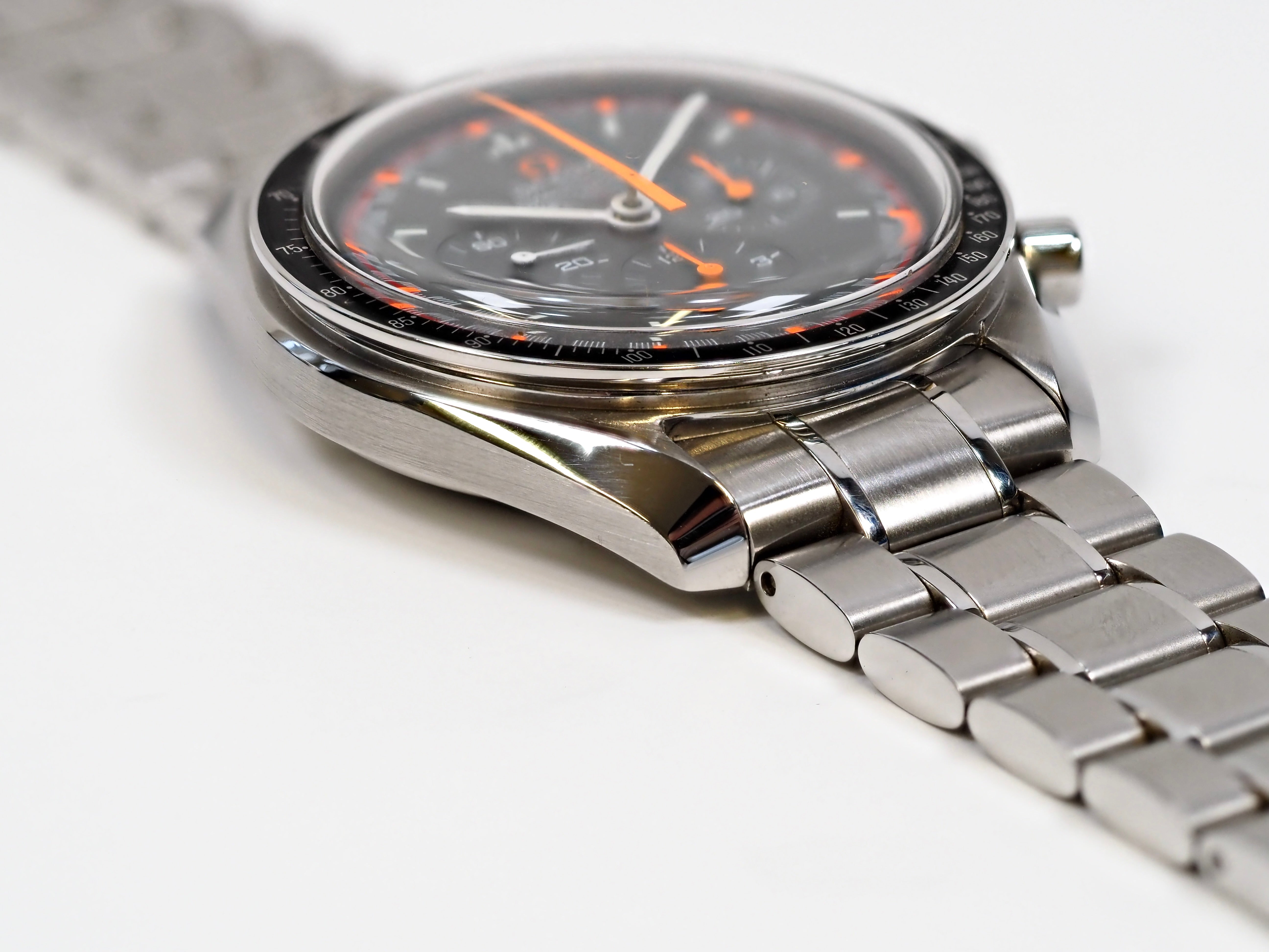 2005 Omega Speedmaster Professional Japan Racing 3570.40