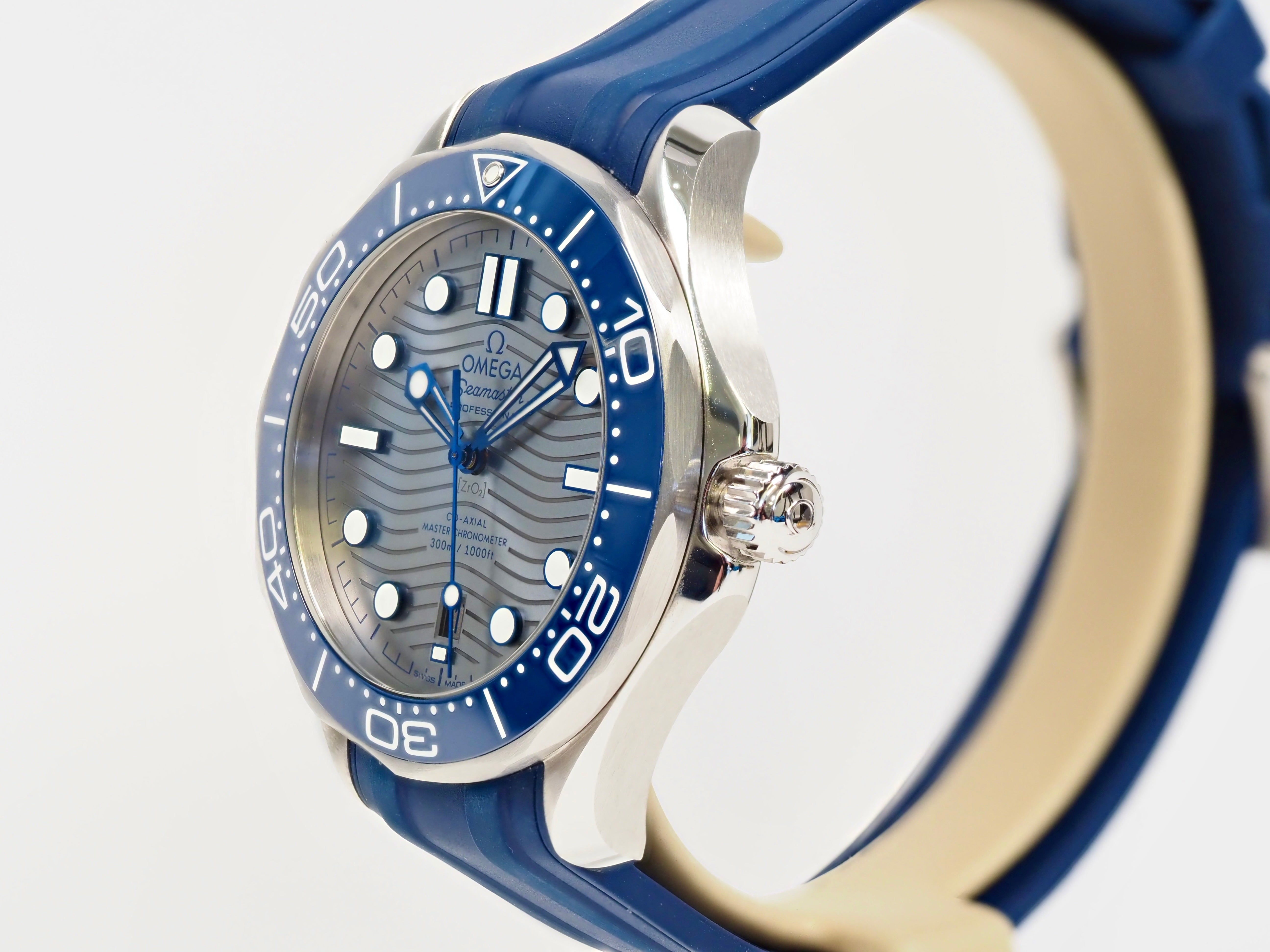 Omega Seamaster Professional 300m 210.32.42.20.06.001