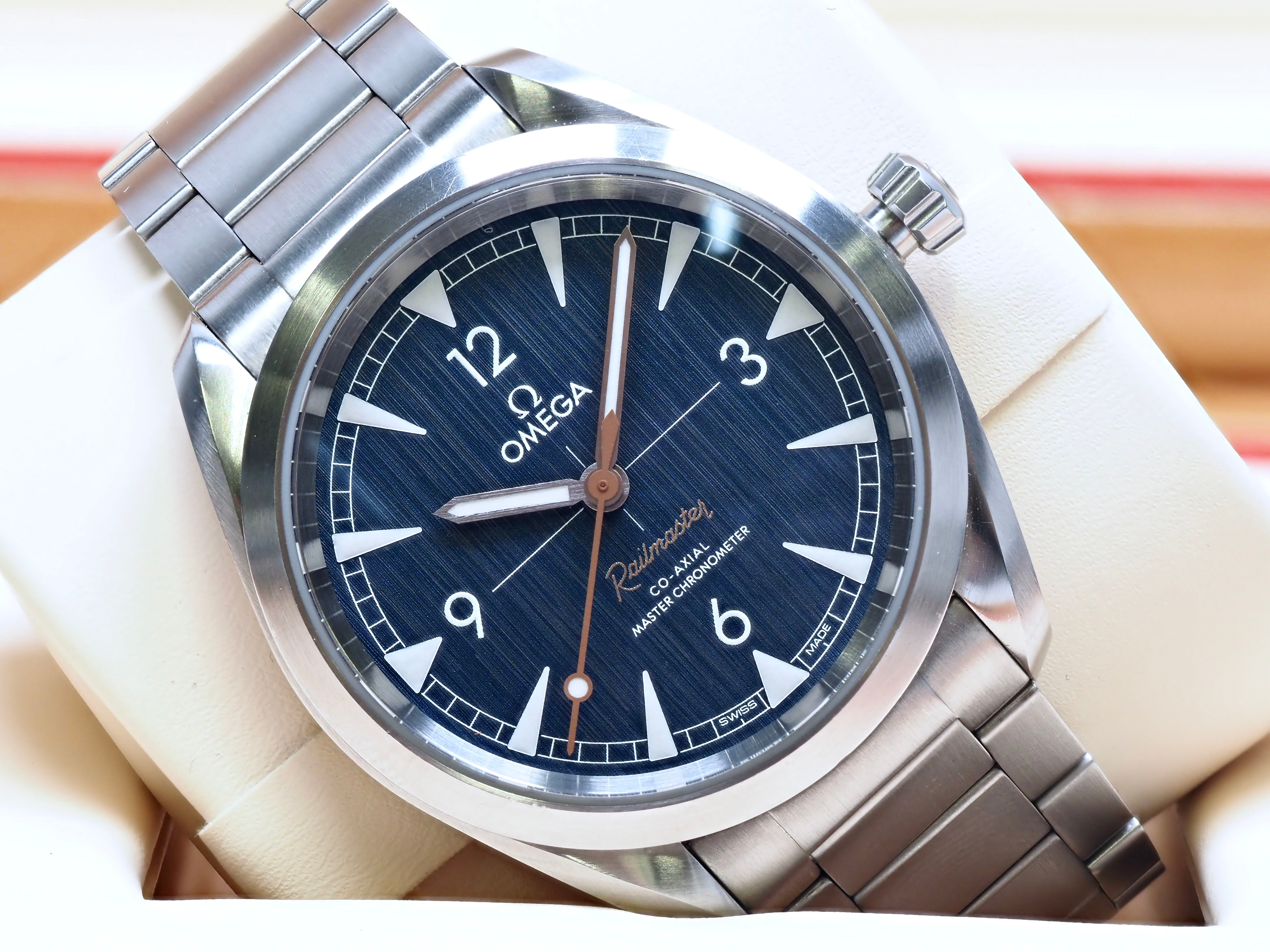 2020 Omega Seamaster Railmaster 220.10.40.20.03.001