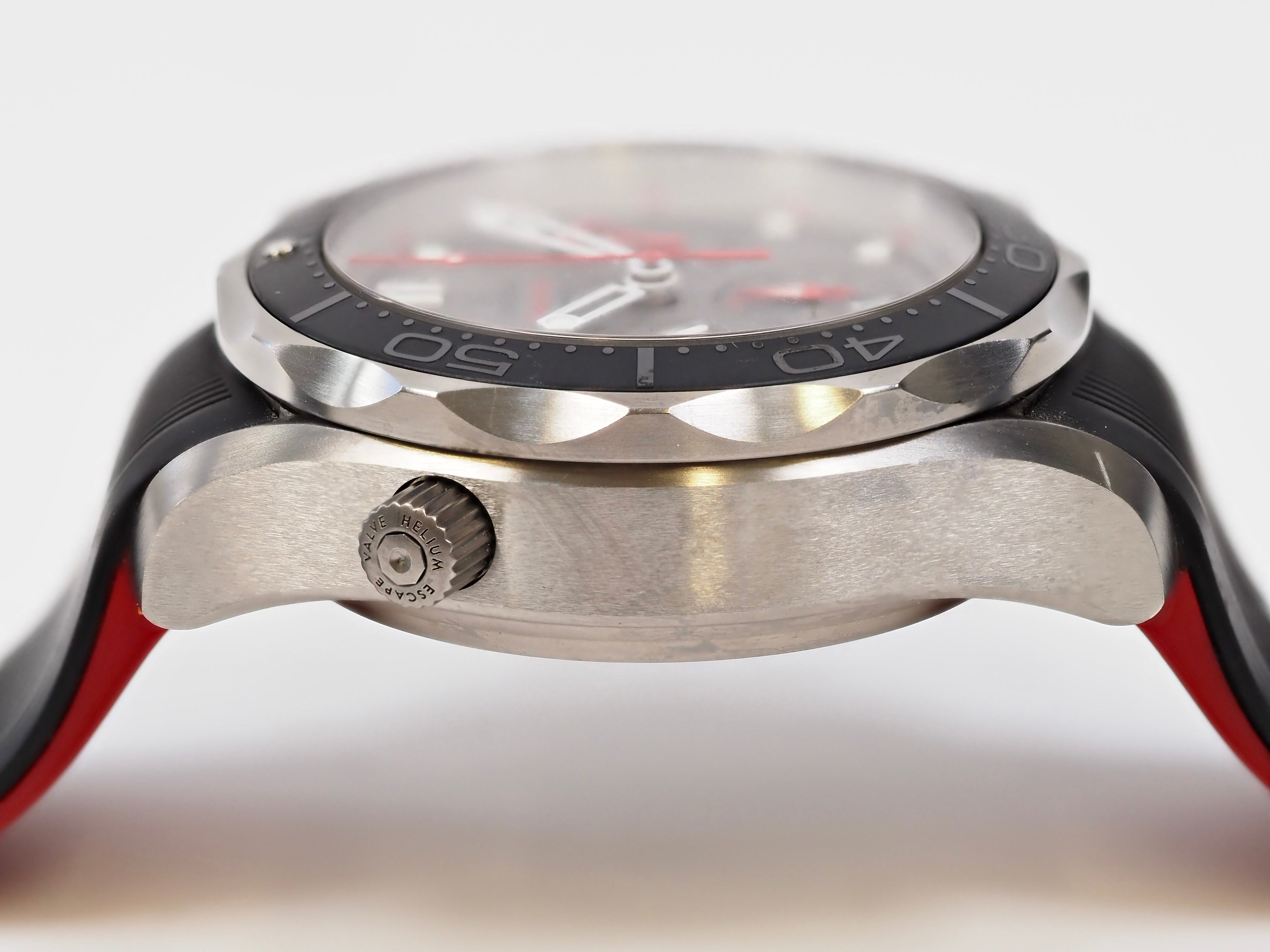 2018 Omega Seamaster 300m Diver 212.92.44.50.99.001 ETNZ