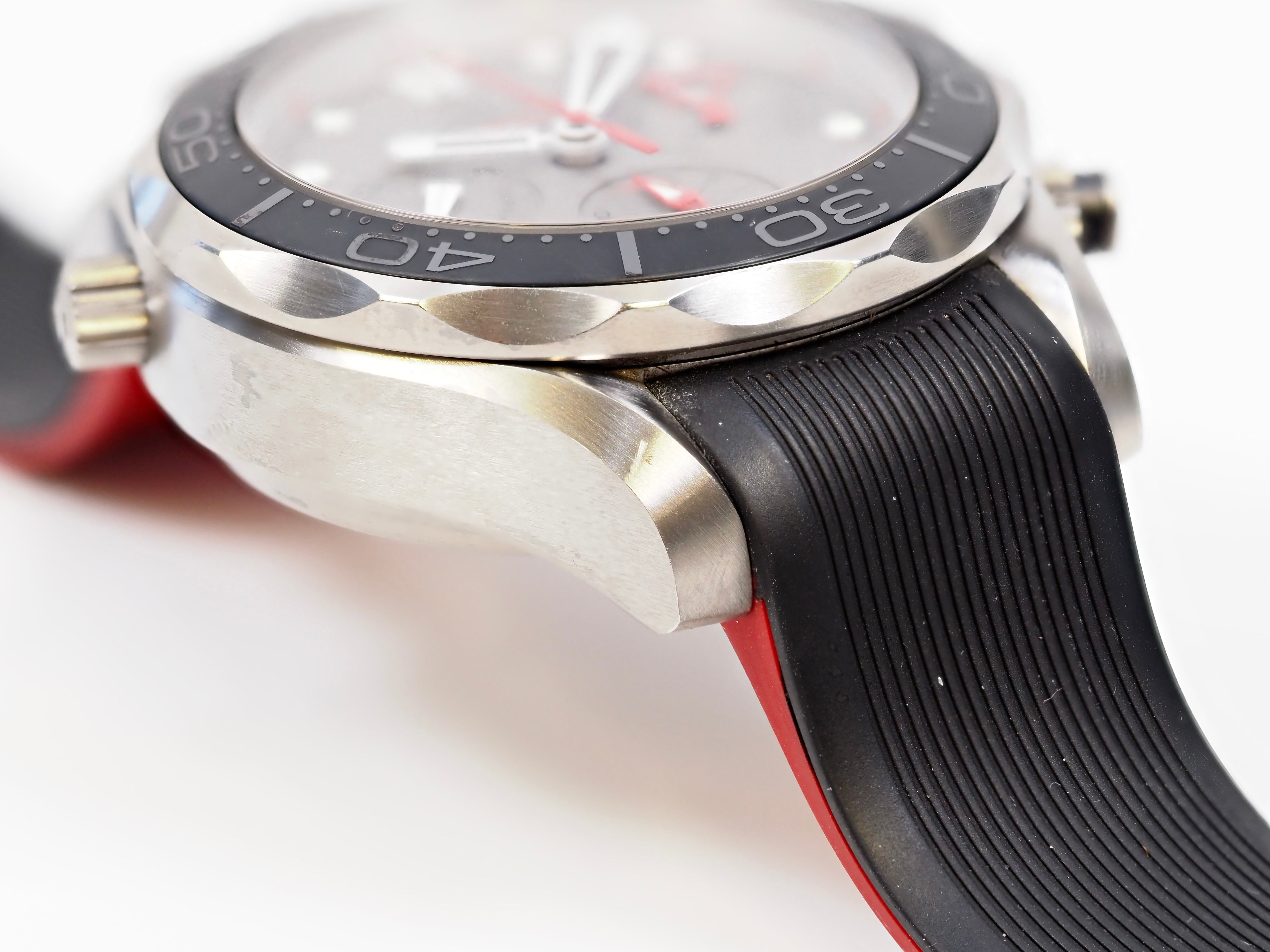 2018 Omega Seamaster 300m Diver 212.92.44.50.99.001 ETNZ