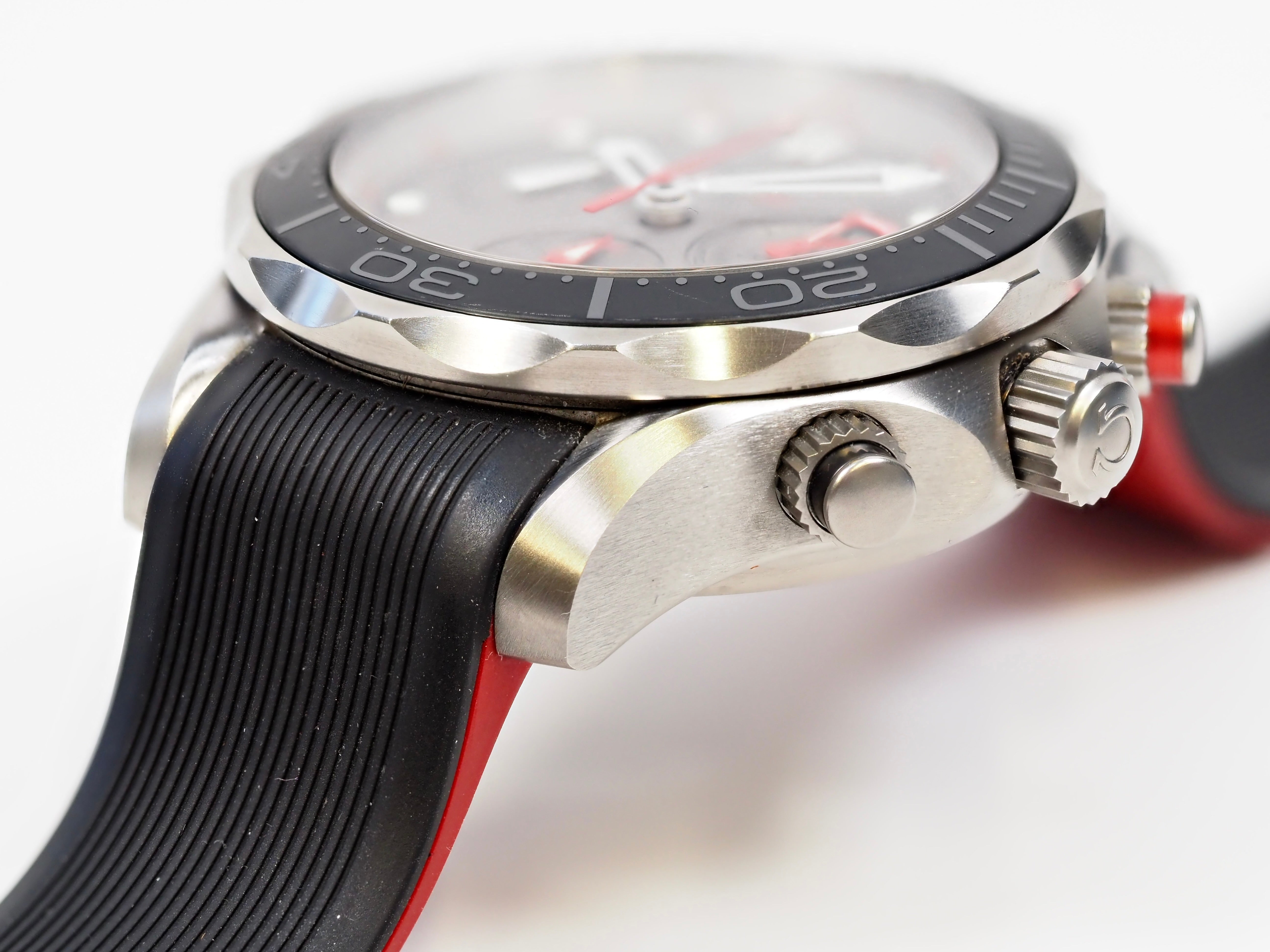 2018 Omega Seamaster 300m Diver 212.92.44.50.99.001 ETNZ