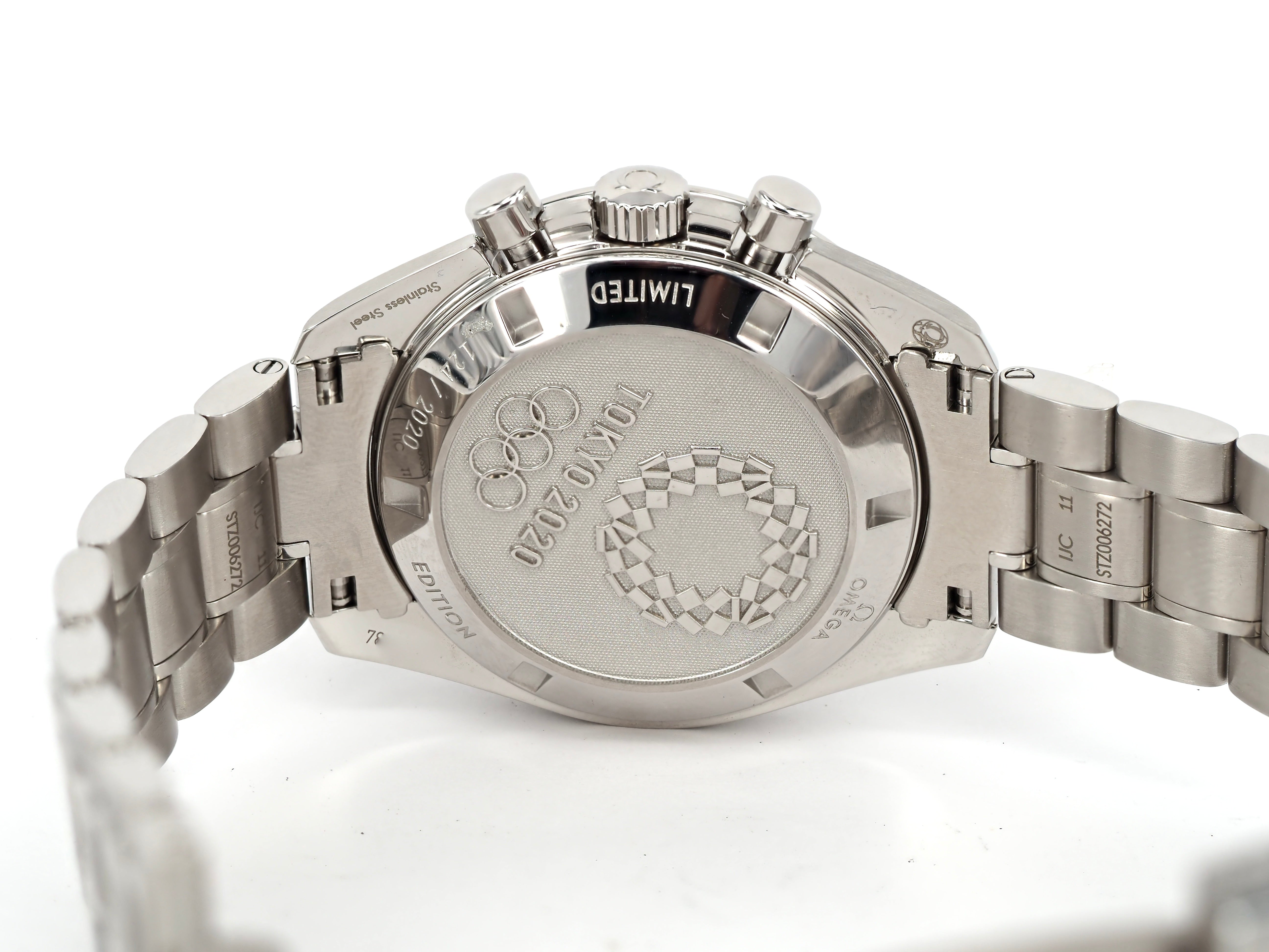 2019 Omega Speedmaster Professional Tokyo 2020 Panda 522.30.42.30.04.001