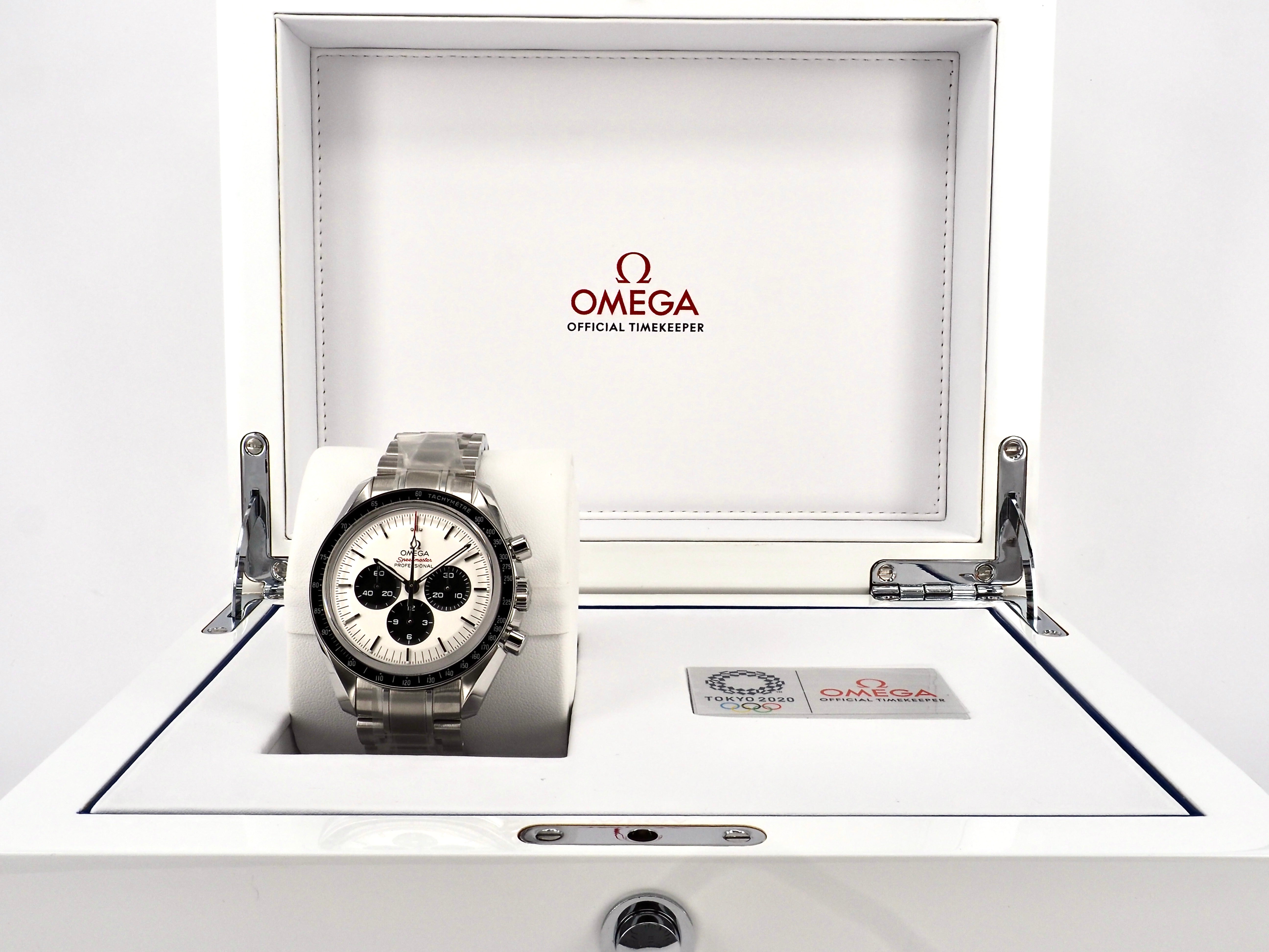2019 Omega Speedmaster Professional Tokyo 2020 Panda 522.30.42.30.04.001