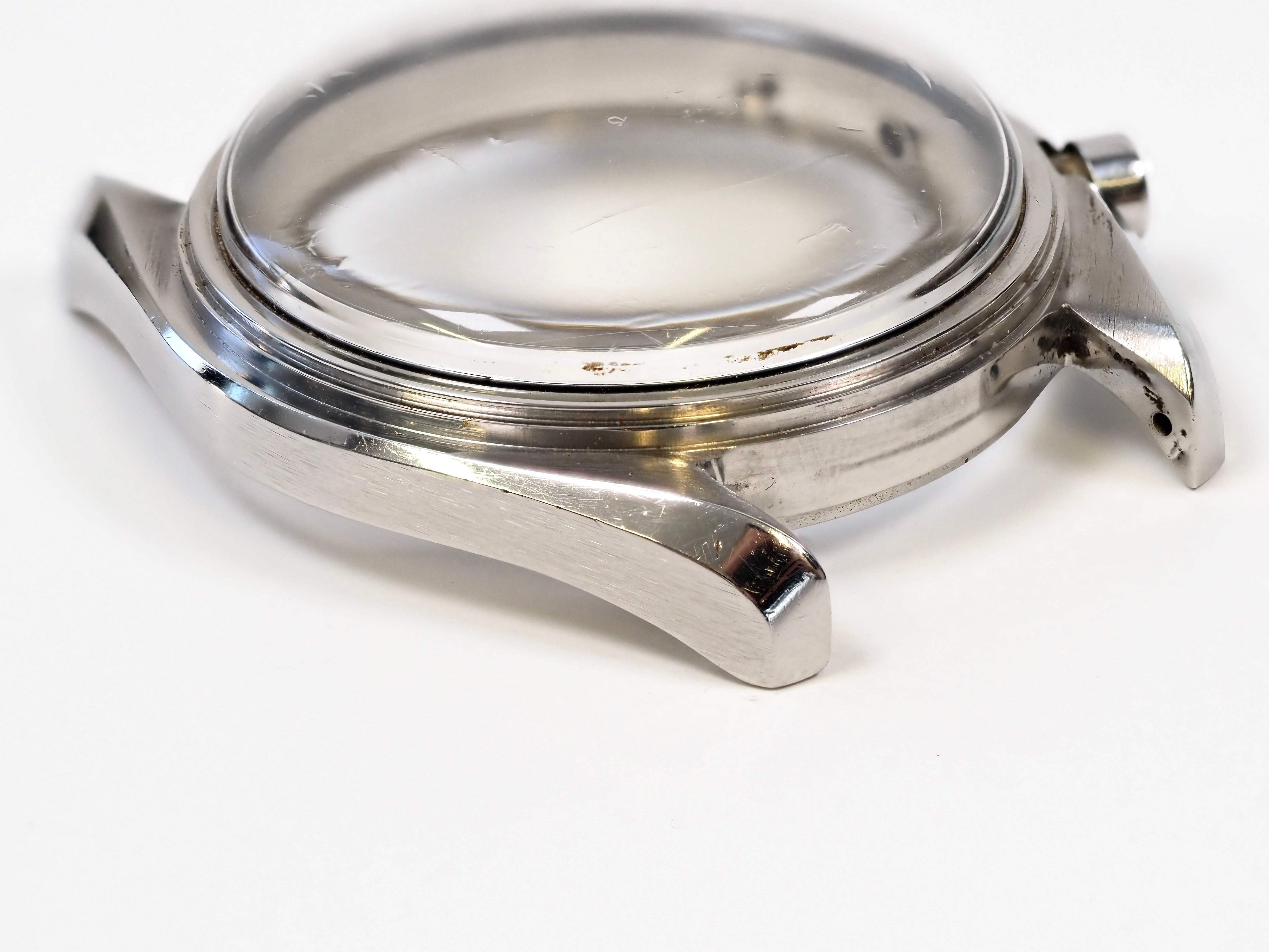 Omega Speedmaster HF Mid Case for 105.012 with 2x Press Fit Pushers.