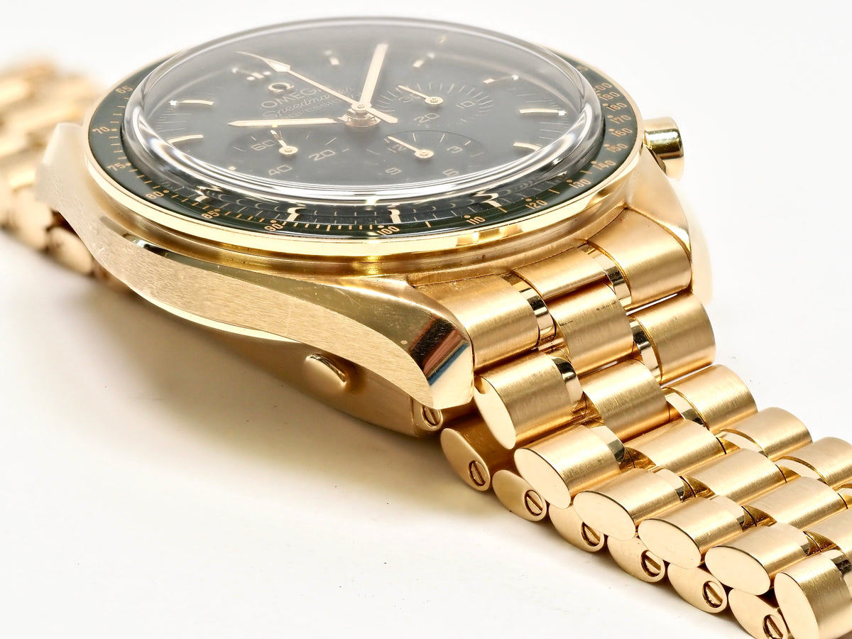 2024 OMEGA Speedmaster Professional Moonshine Gold/Green