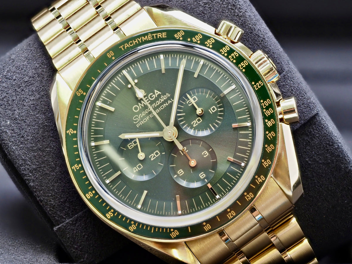 2024 OMEGA Speedmaster Professional Moonshine Gold/Green