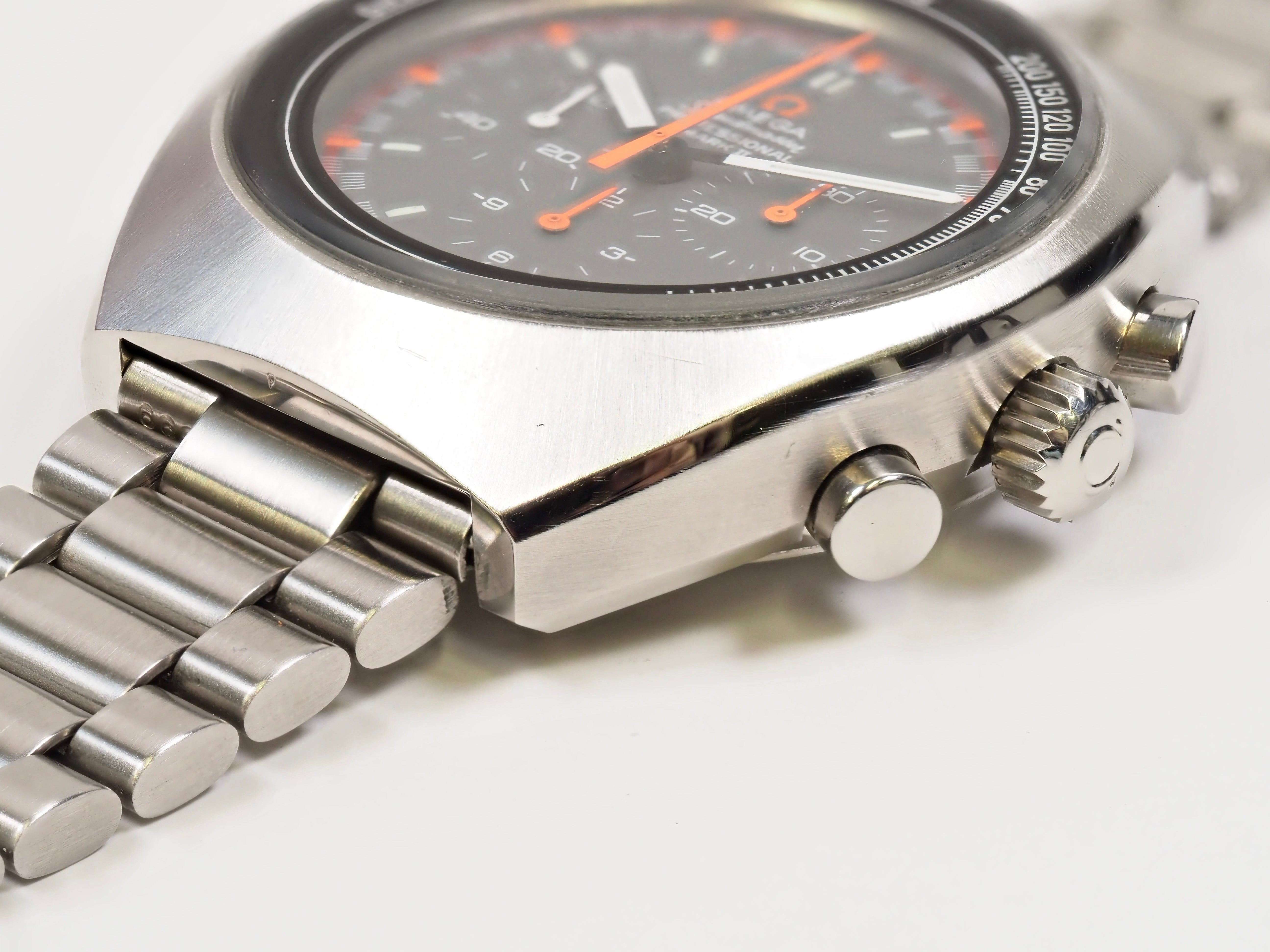 1969 Omega Speedmaster Mark II 'Racing Dial' 145.014