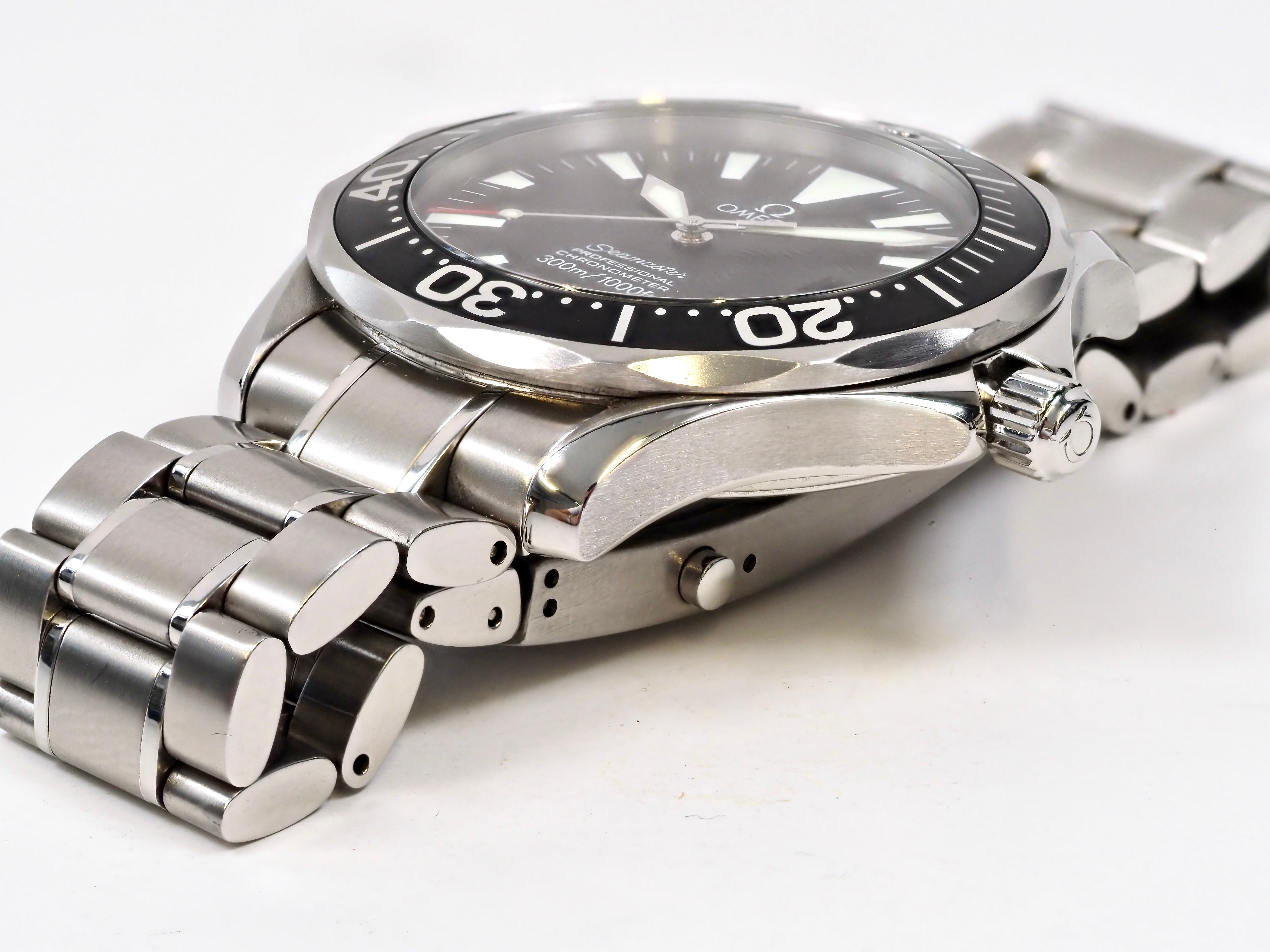 Omega Seamaster Professional 300m 2254.50 'Peter Blake'