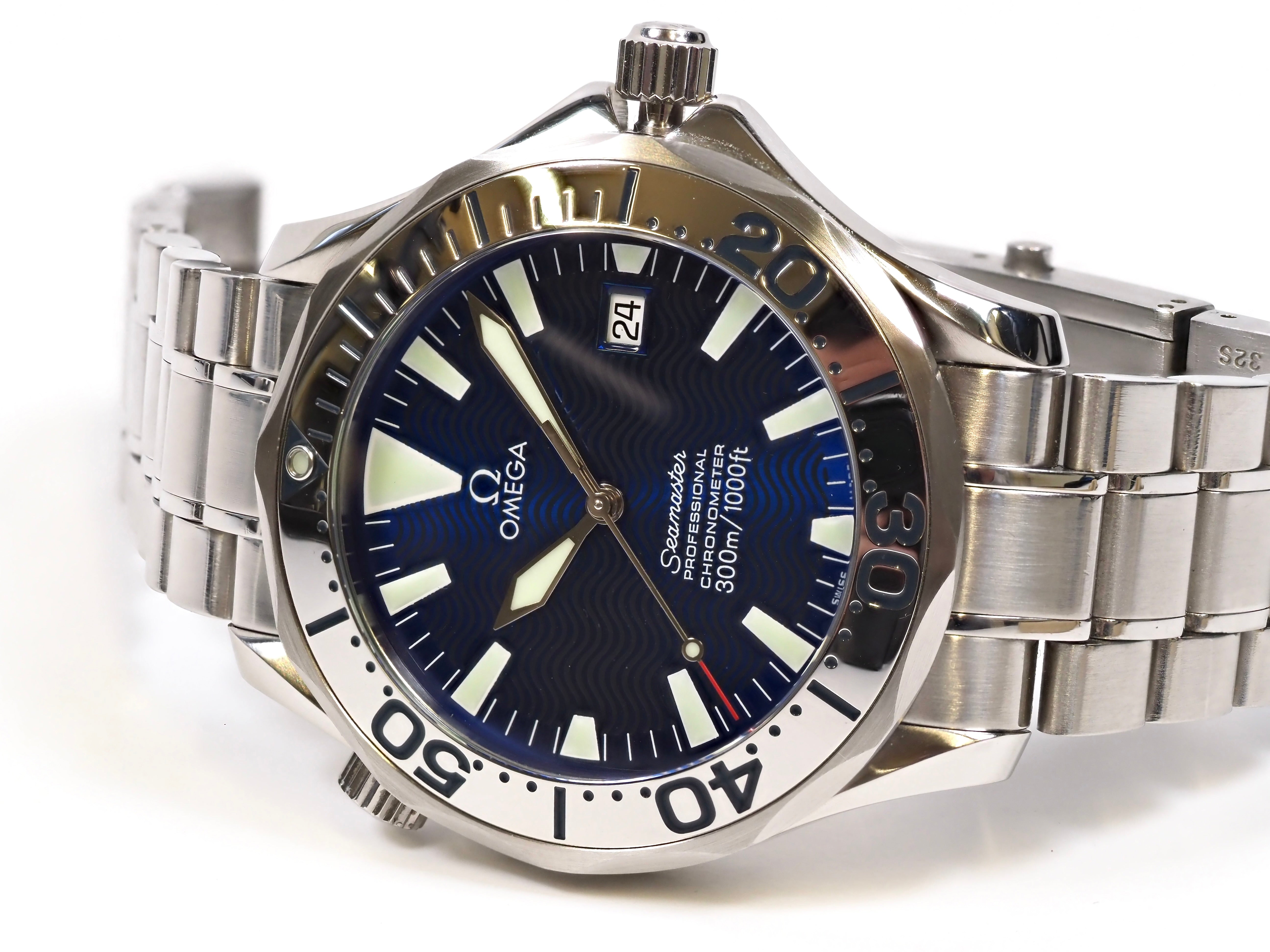 Omega Seamaster Professional 2255.80 'Electric Blue'