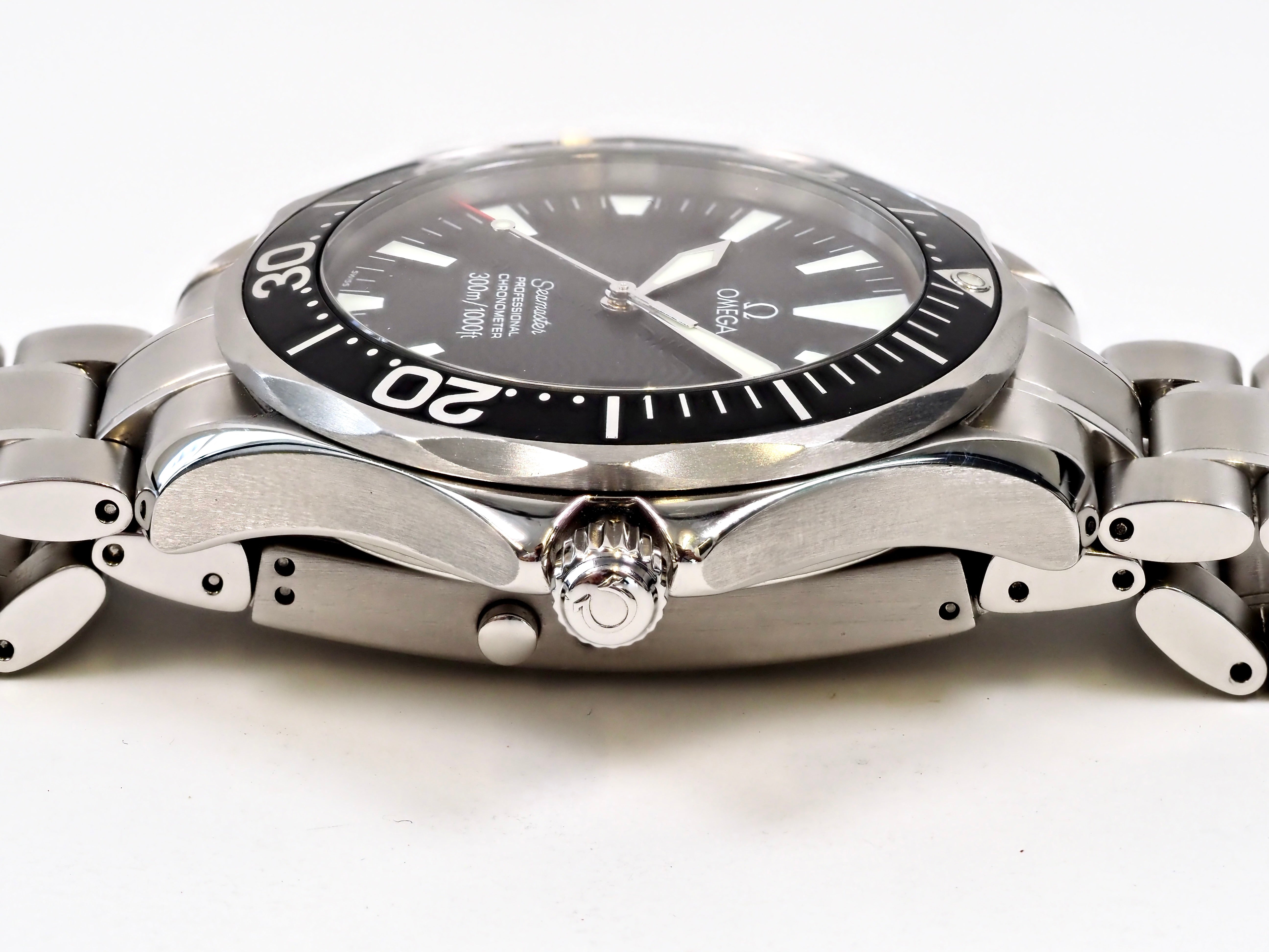 Omega Seamaster Professional 300m 2254.50 'Peter Blake'