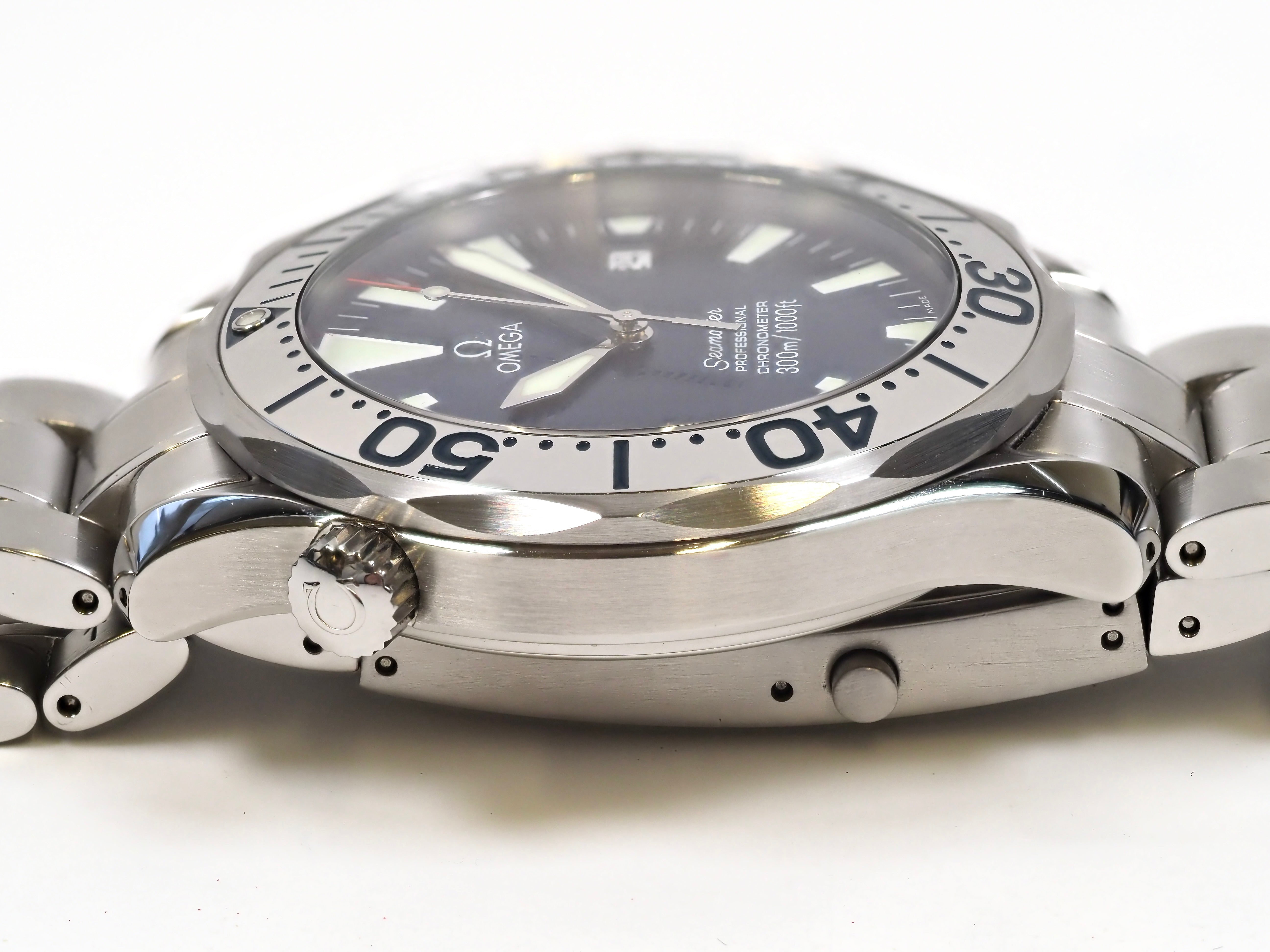 Omega Seamaster Professional 2255.80 'Electric Blue'