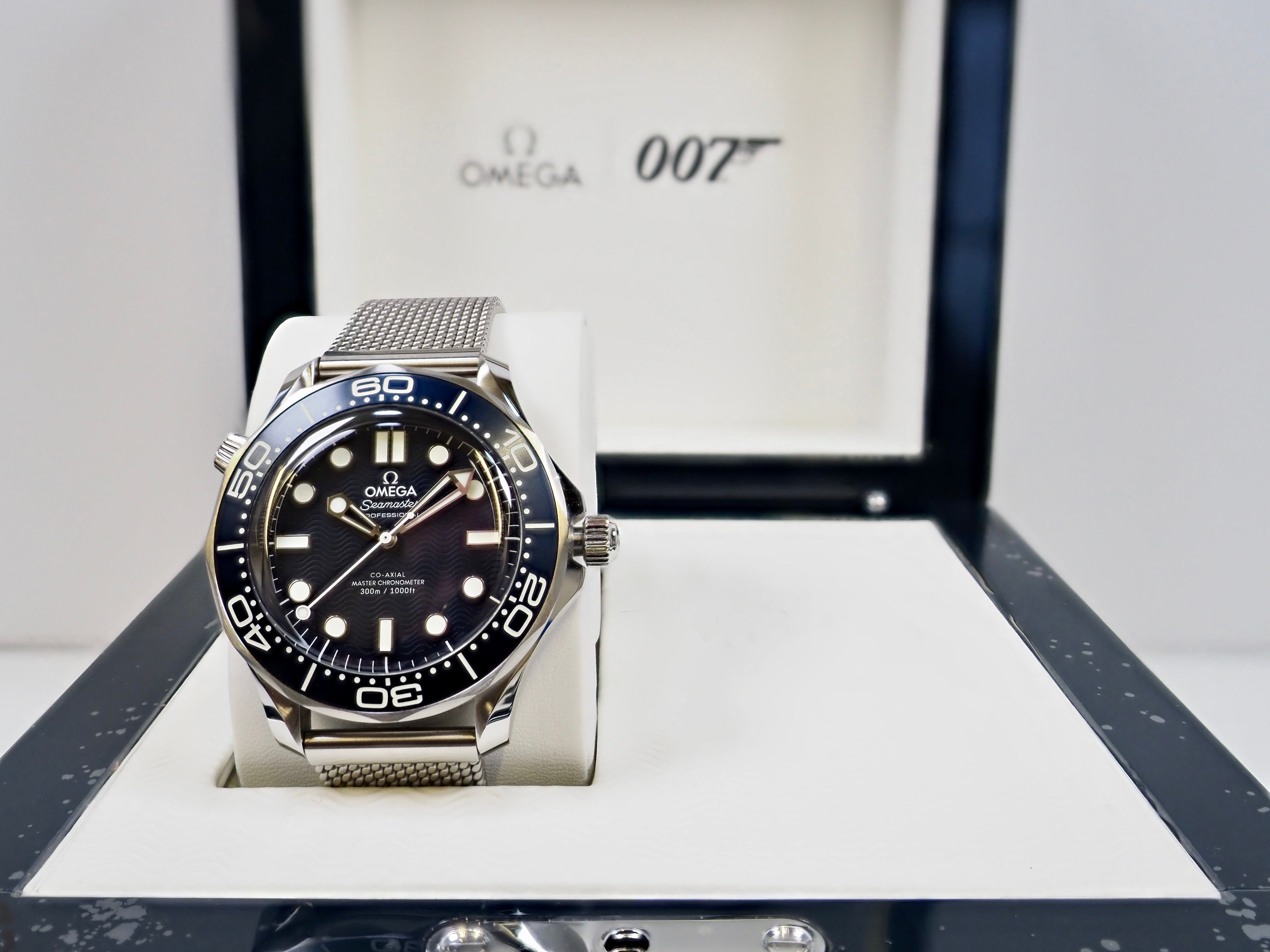 2023 Omega Seamaster Bond 007 60th Anniversary 210.30.42.20.03.002