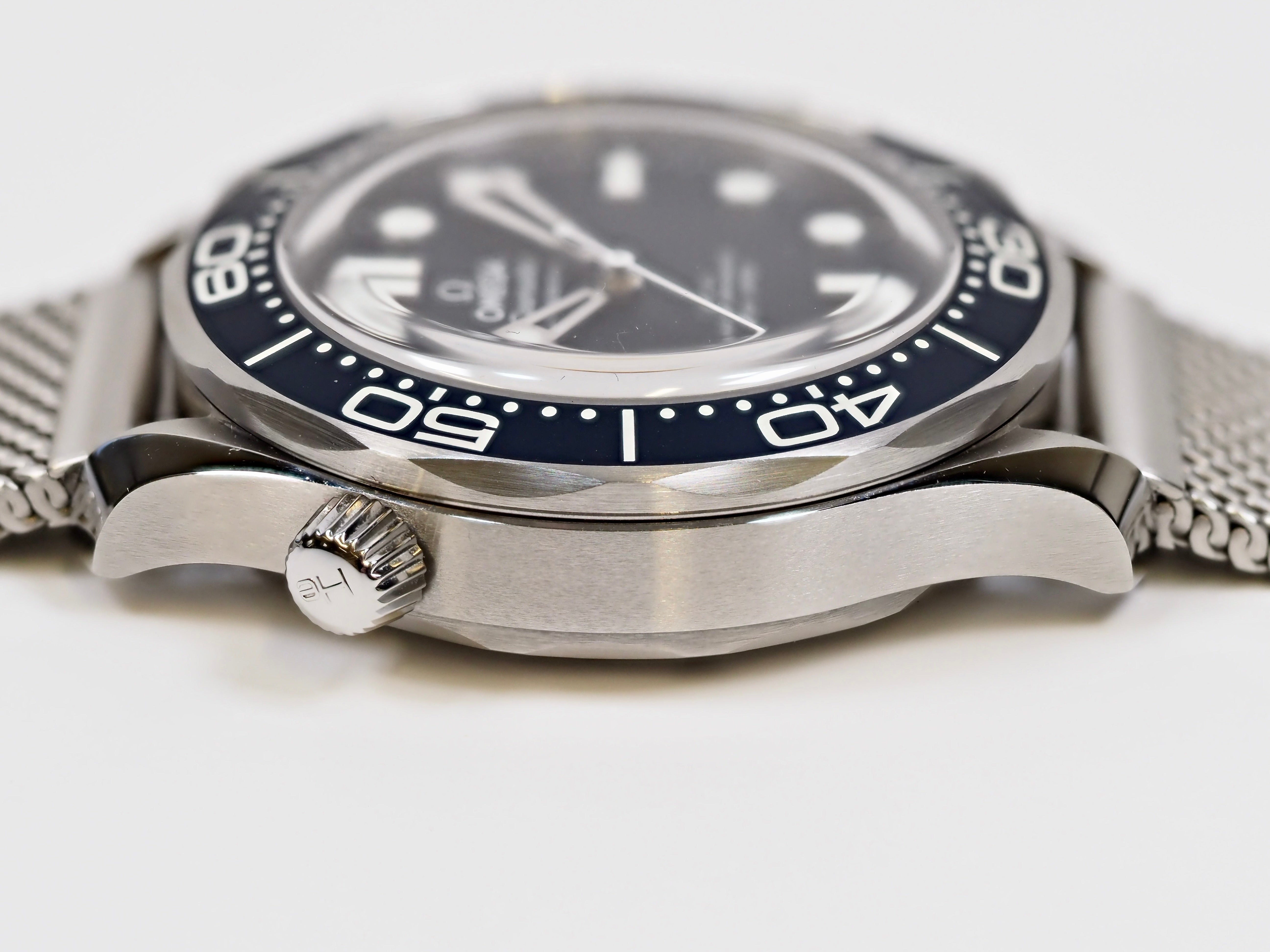 2023 Omega Seamaster Bond 007 60th Anniversary 210.30.42.20.03.002