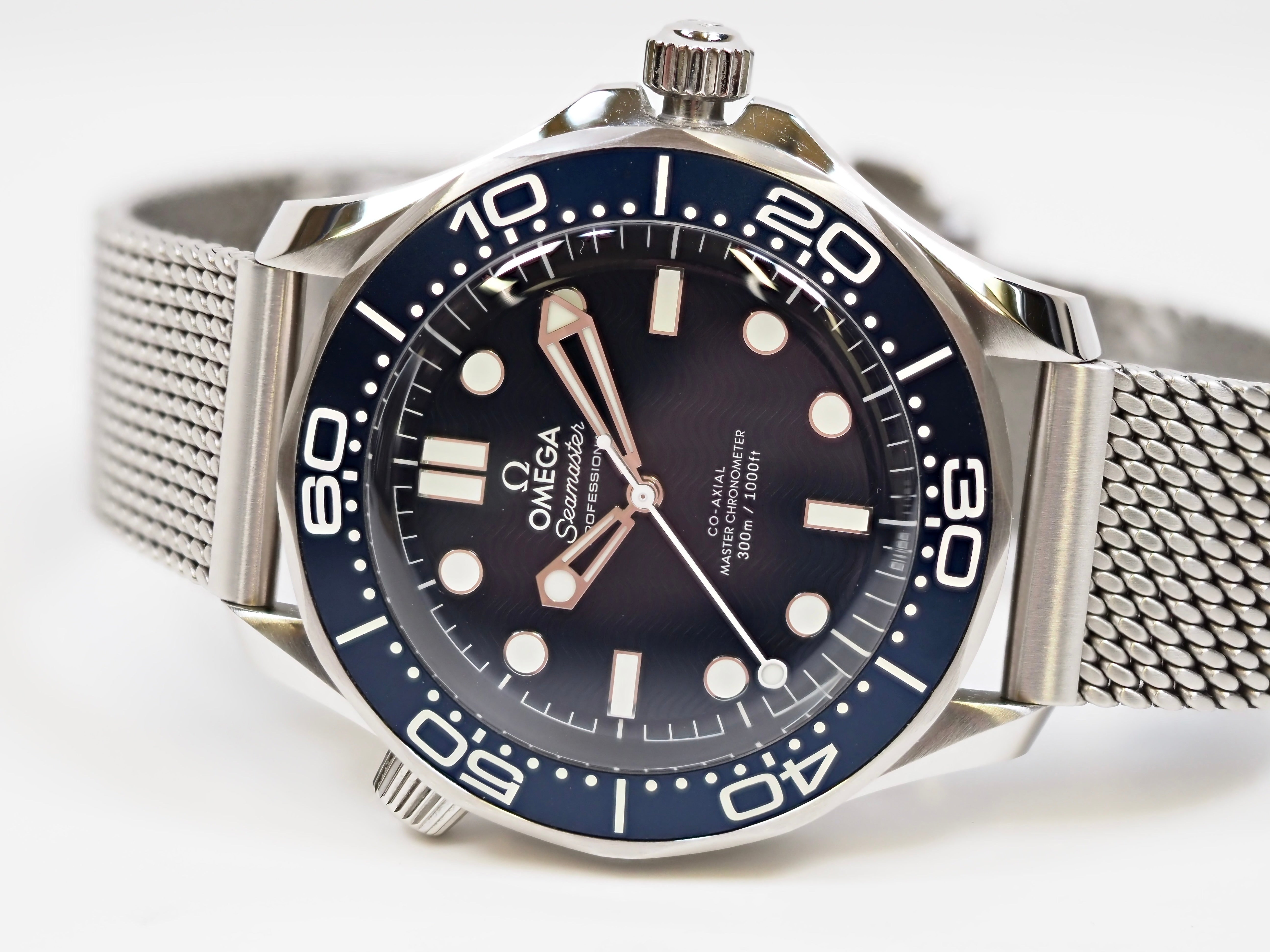 2023 Omega Seamaster Bond 007 60th Anniversary 210.30.42.20.03.002