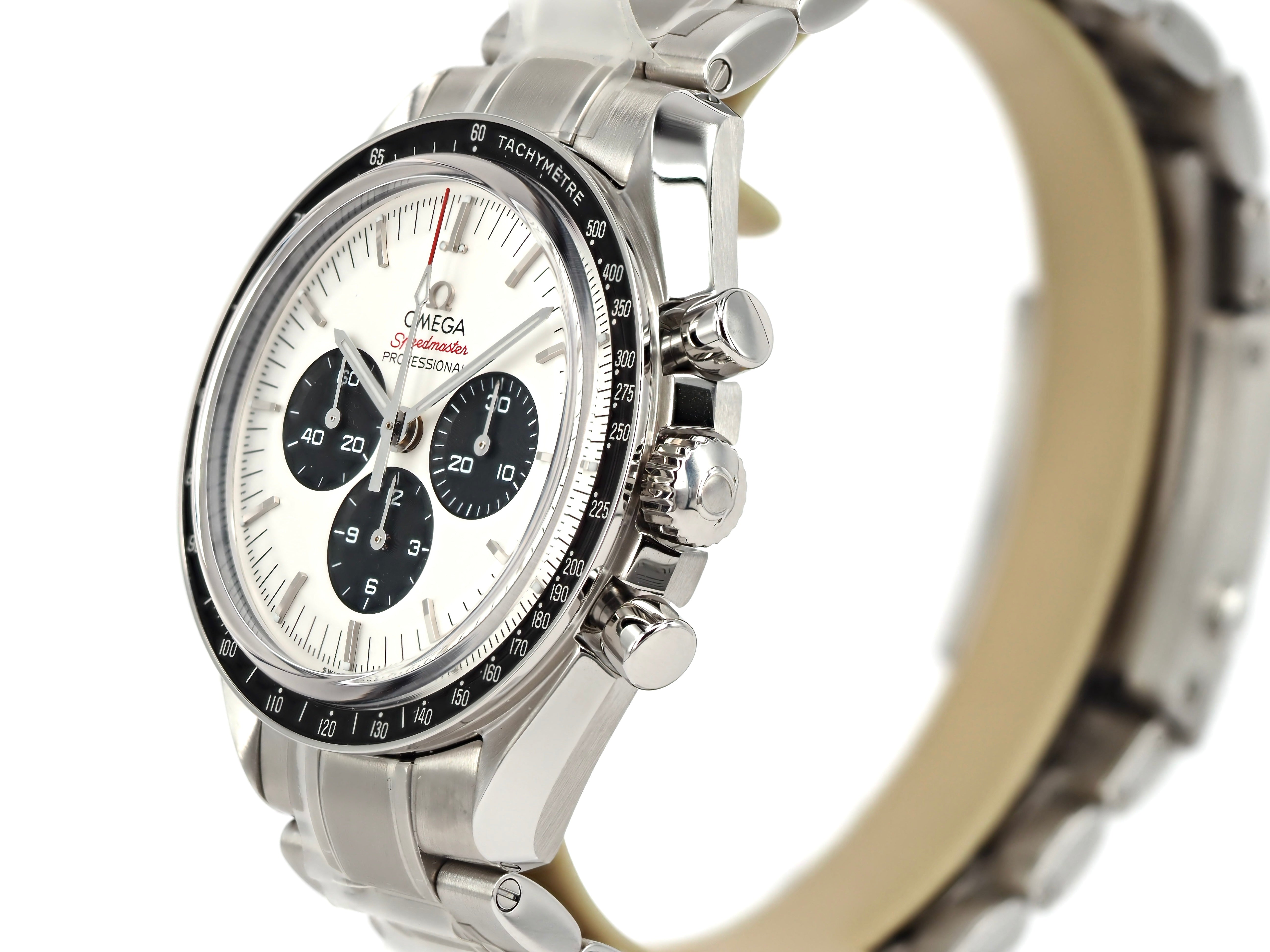 2019 Omega Speedmaster Professional Tokyo 2020 Panda 522.30.42.30.04.001