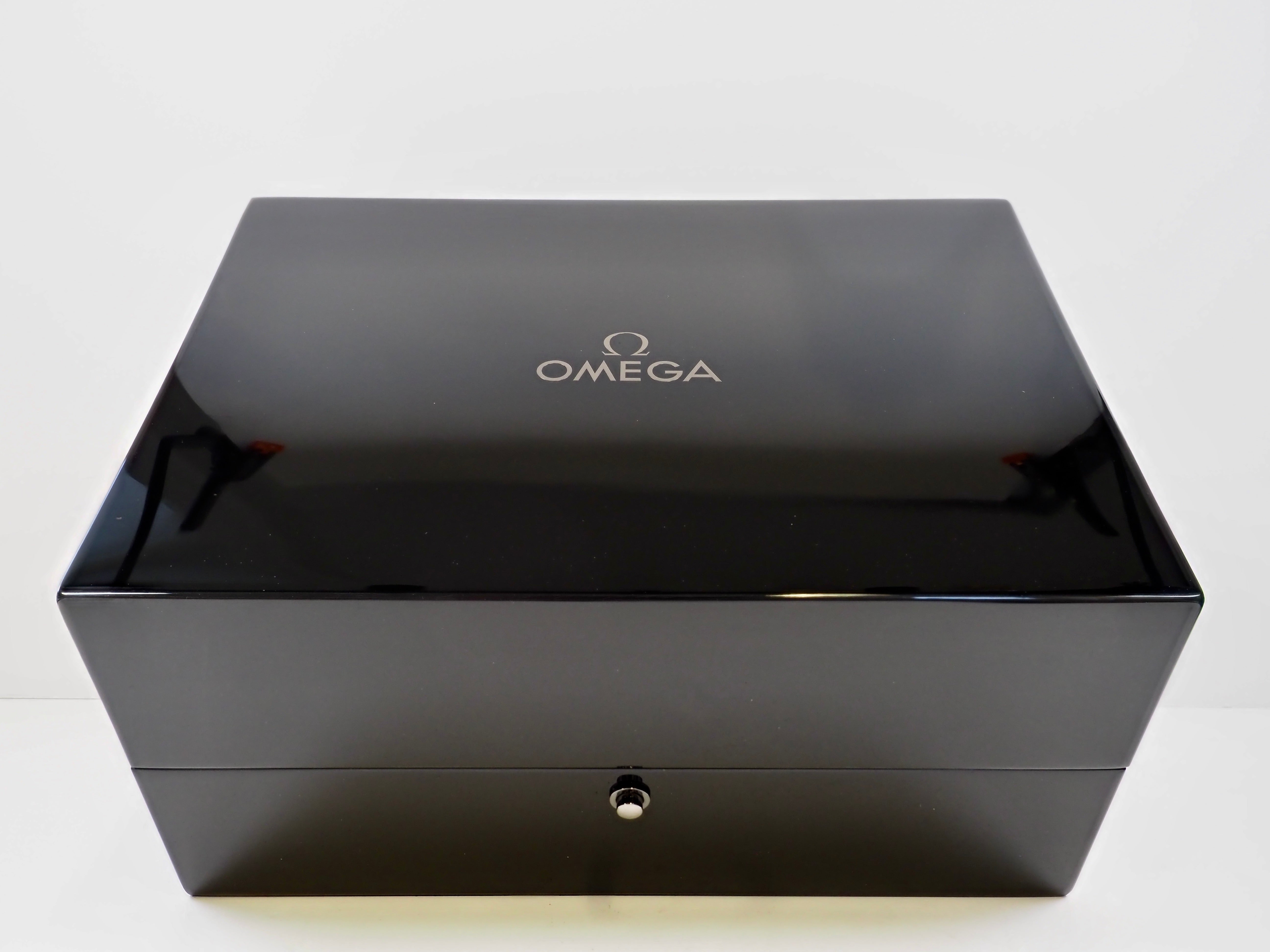 Omega Speedmaster Grey Side of the Moon Presentation Box