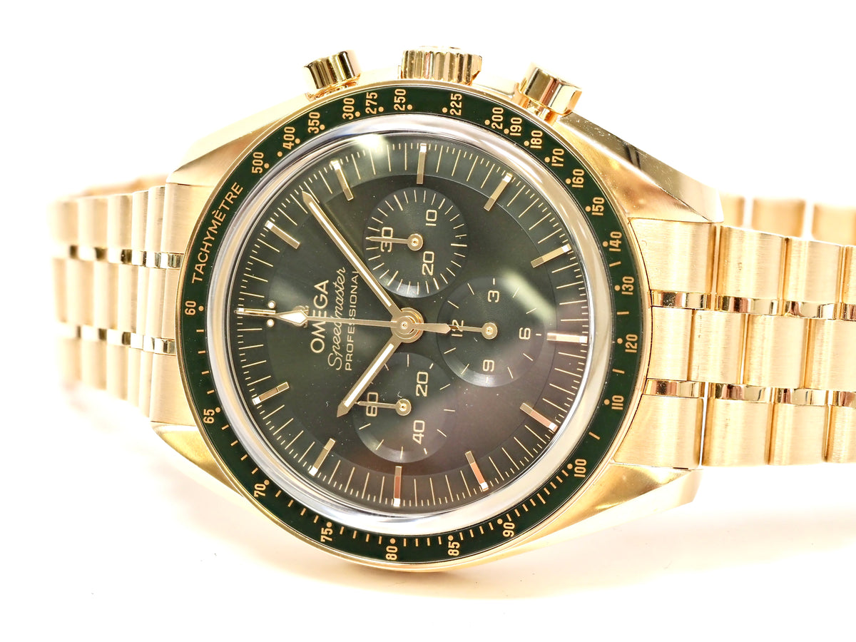 2024 OMEGA Speedmaster Professional Moonshine Gold/Green