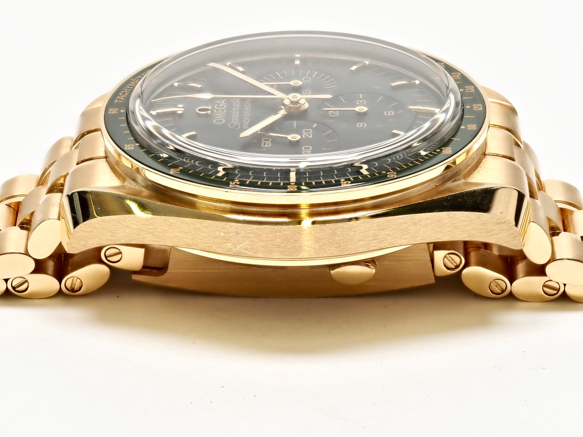 2024 OMEGA Speedmaster Professional Moonshine Gold/Green