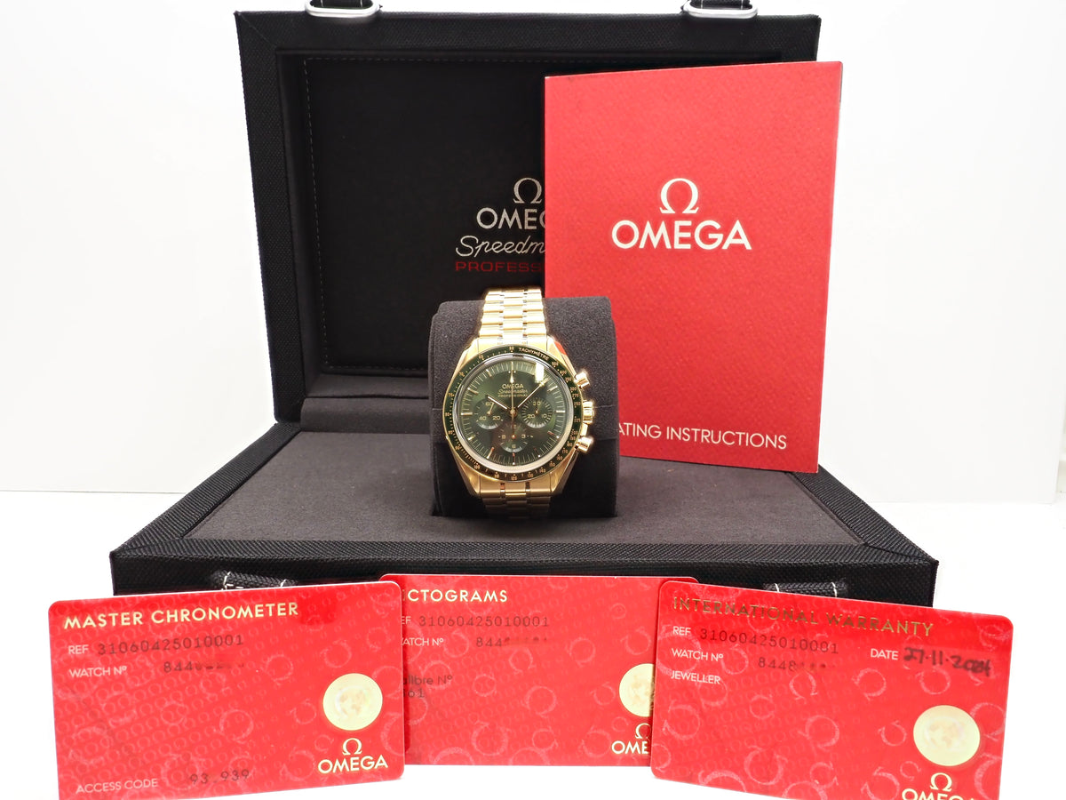 2024 OMEGA Speedmaster Professional Moonshine Gold/Green